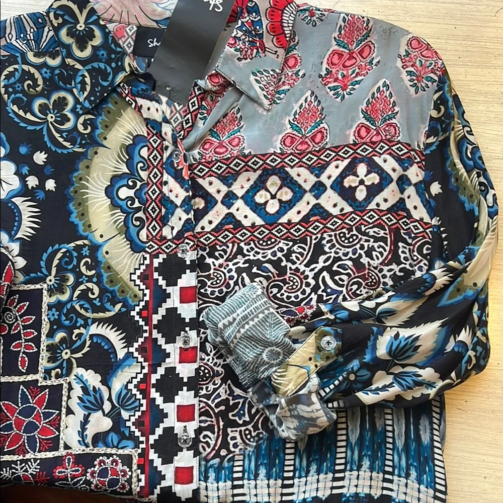 Colorful Patterned Button-Up Shirt - Picture 4 of 6